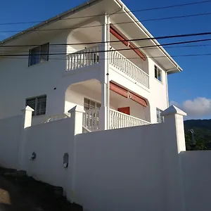 Apartment Jbillaselfcatering, Beau Vallon (Mahe)